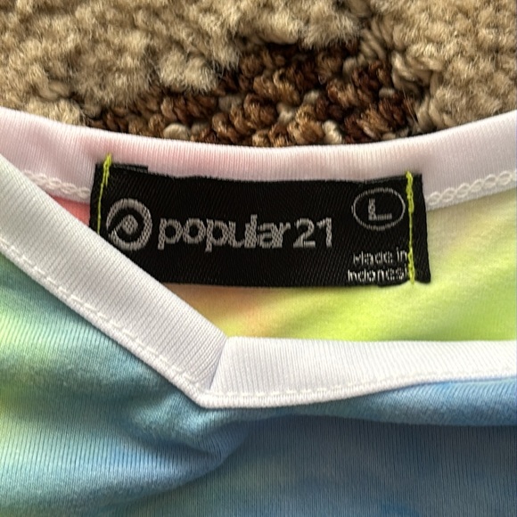 Colorful Tie-Dye Women's Crop Top - Picture 5 of 7